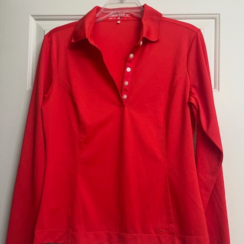 Women's Nike long Sleeve Golf Shirt